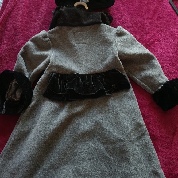 Girls Goodlad Gray Coat with Black Accents - Picture 6 of 7
